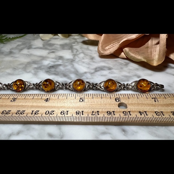 Vintage Handmade Baltic Amber Bracelet Curved Bar Link Bracelet. Well made! - Picture 7 of 16
